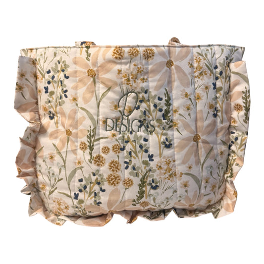 Field ruffle bag
